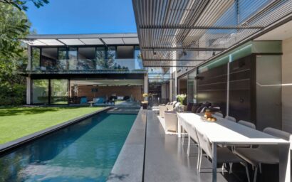 Elegance and Functionality in Outdoor Entertainment Design
