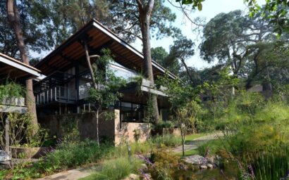 Architecture and the Environment: Designing while Respecting the Natural Landscape